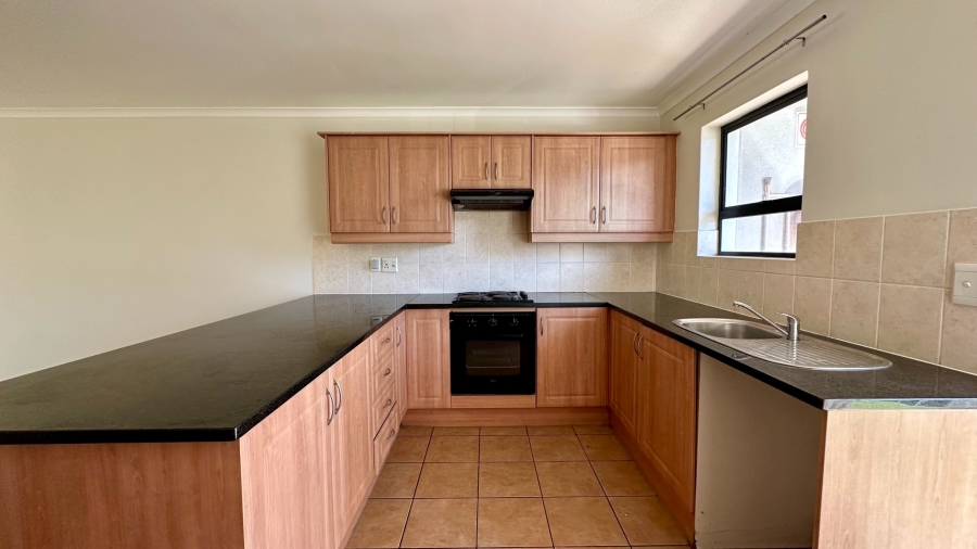 2 Bedroom Property for Sale in Heritage Park Western Cape